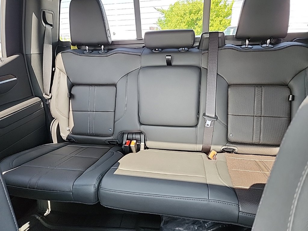 2026 Chevrolet Silverado 1500 High Country - Photo 41