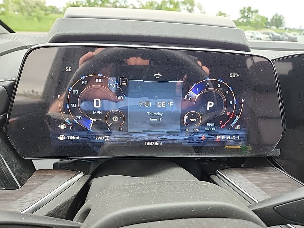 2025 Chevrolet Suburban Z71 - Photo 19