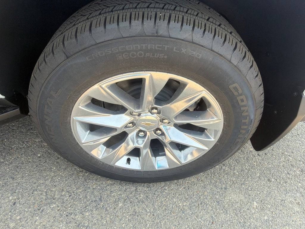 2026 Chevrolet Suburban Premier - Photo 33
