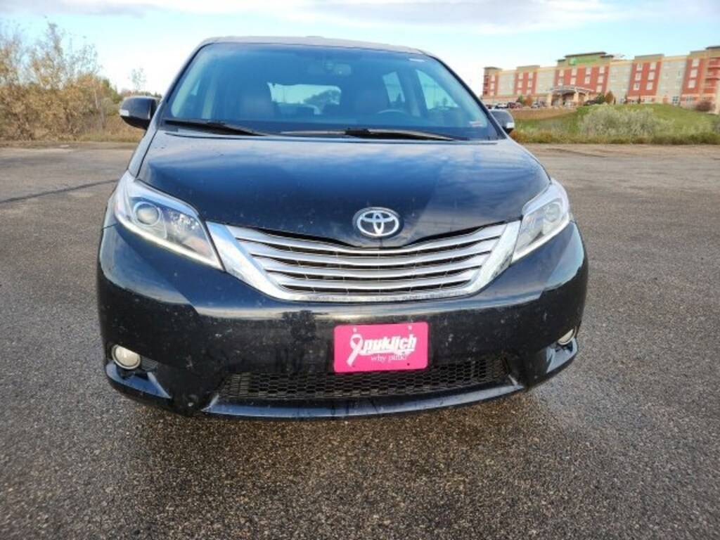 Used 2015 Toyota Sienna XLE 8 Passenger Minivan