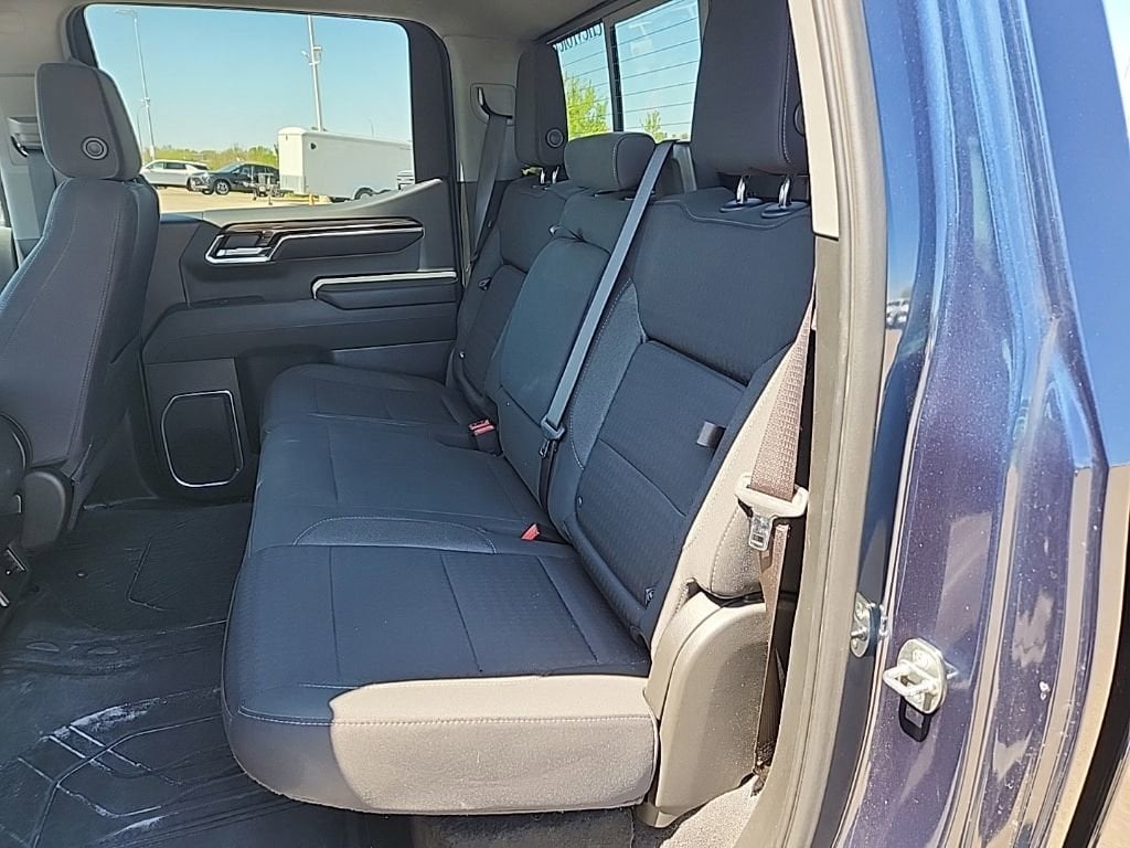 2023 Chevrolet Silverado 1500 LT - Photo 37