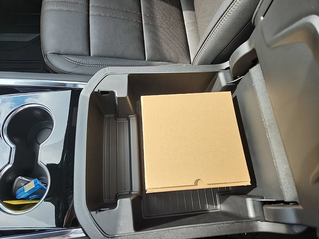 2026 Chevrolet Suburban High Country - Photo 38