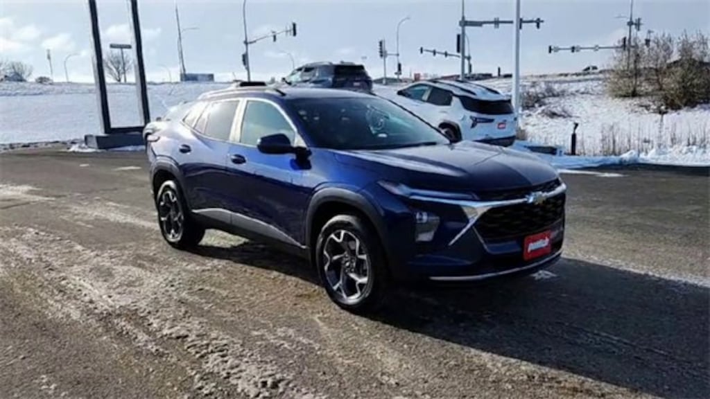 Used 2024 Chevrolet Trax LT SUV