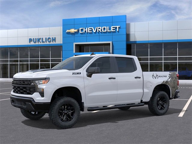 2025 Chevrolet Silverado Trail Boss Custom photo 2
