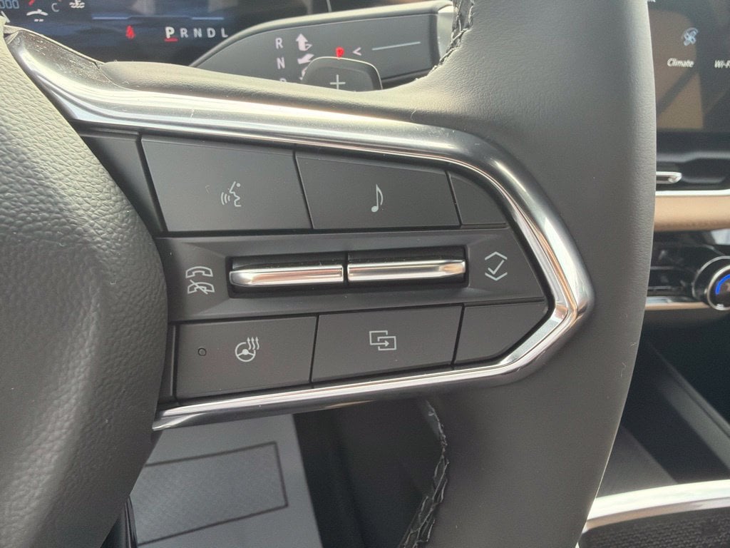 2027 Chevrolet Equinox ACTIV - Photo 15