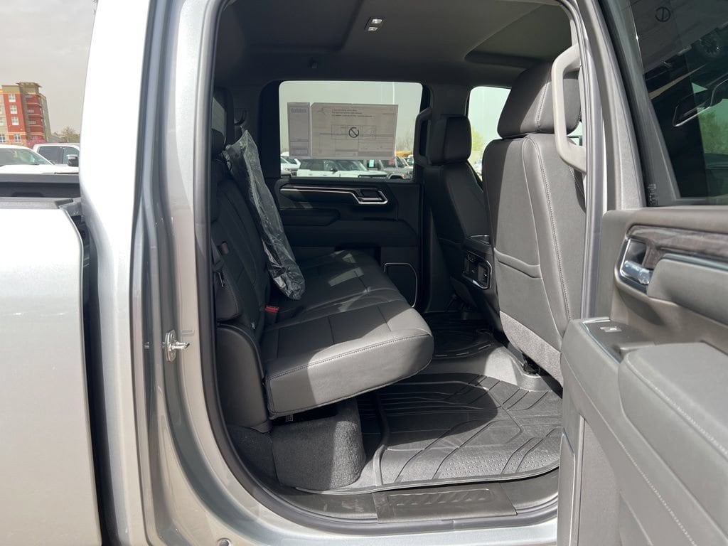 2026 Chevrolet Silverado 2500 HD LTZ - Photo 17