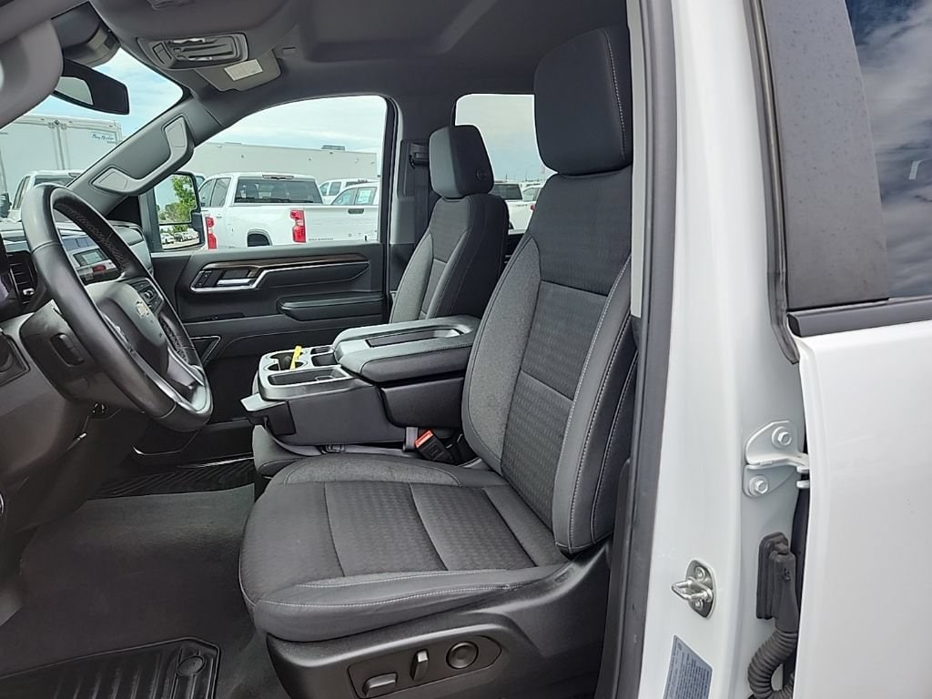 2024 Chevrolet Silverado 2500HD LT - Photo 37