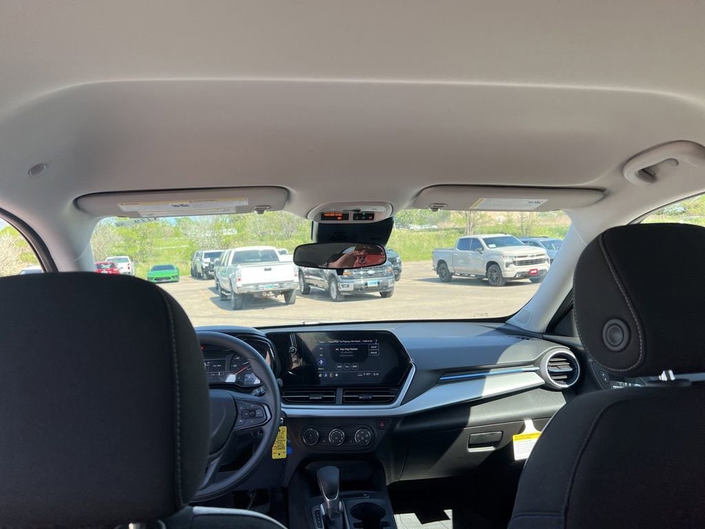 2026 Chevrolet Trax LS - Photo 22