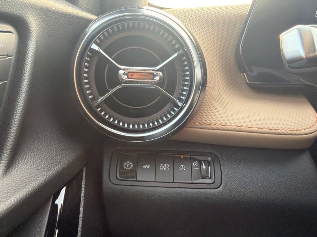 2027 Chevrolet Equinox ACTIV - Photo 15