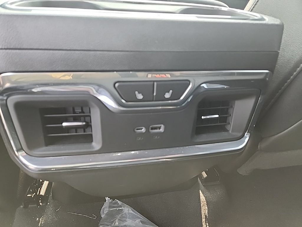 2026 Chevrolet Silverado 1500 High Country - Photo 41