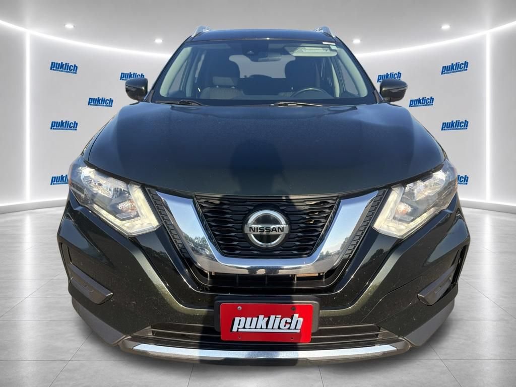 Used 2019 Nissan Rogue SV with VIN 5N1AT2MV6KC710921 for sale in Bismarck, ND