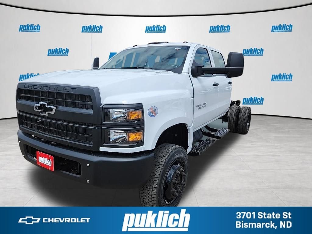 2026 Chevrolet Silverado HD WT 4WD Crew Cab 175" WB's photo