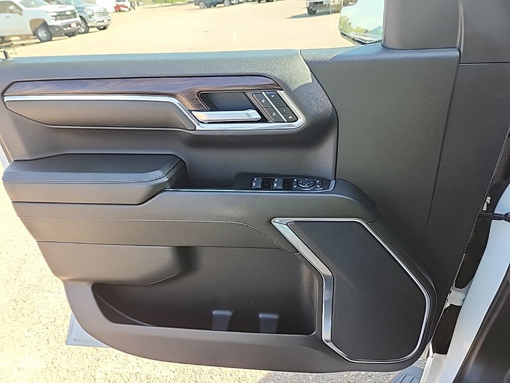 2023 GMC Sierra 1500 SLT - Photo 29
