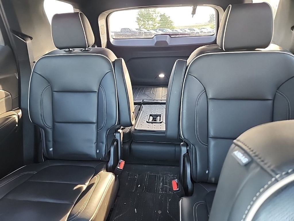 2023 Chevrolet Traverse Premier - Photo 41