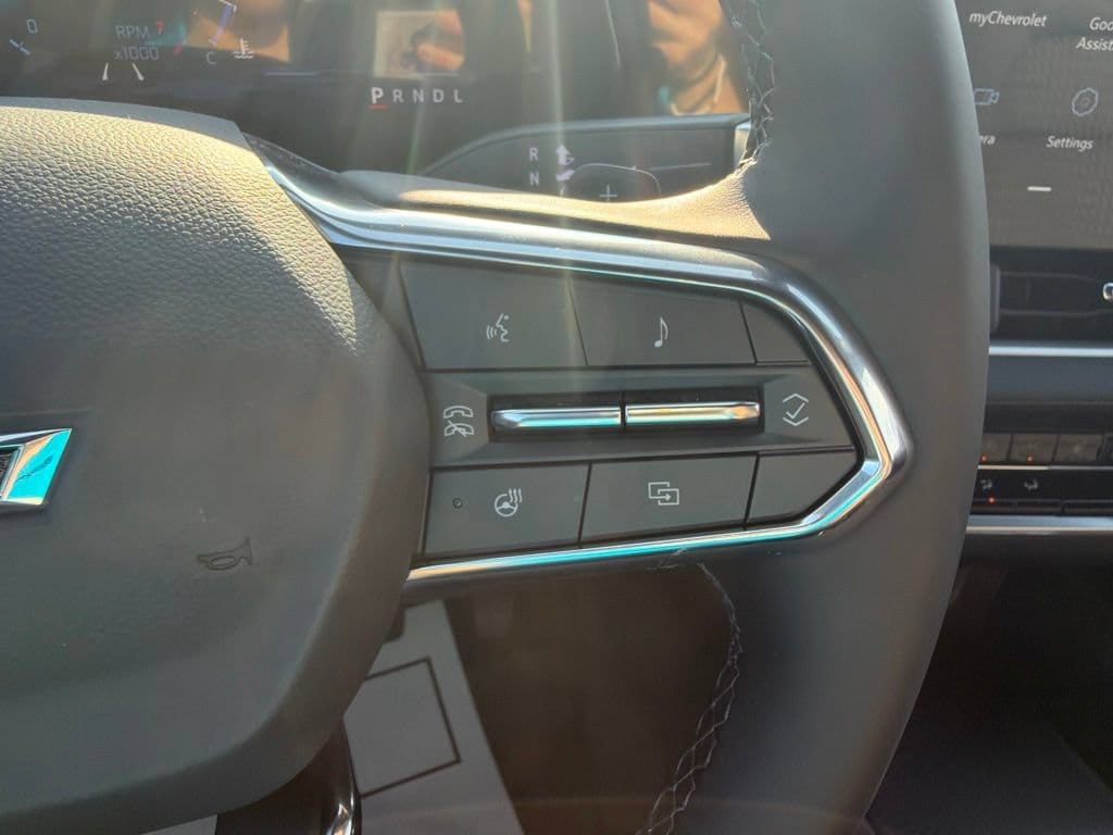 2027 Chevrolet Equinox LT - Photo 14