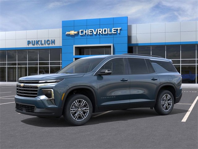 2026 Chevrolet Traverse photo 2