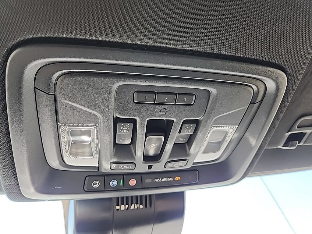 2026 Chevrolet Silverado 1500 High Country - Photo 19