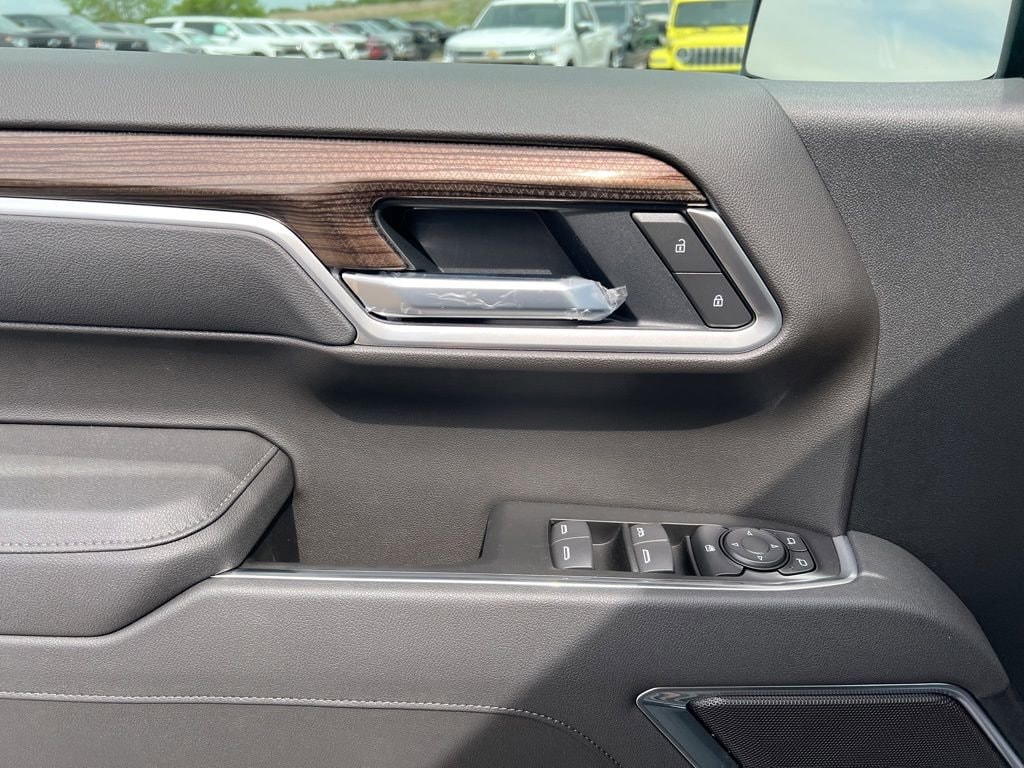 2026 Chevrolet Silverado 1500 LT - Photo 24
