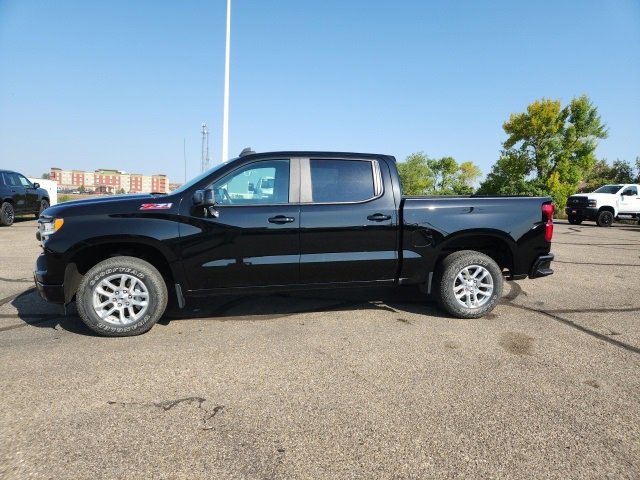 2022 Chevrolet Silverado 1500 RST photo 4