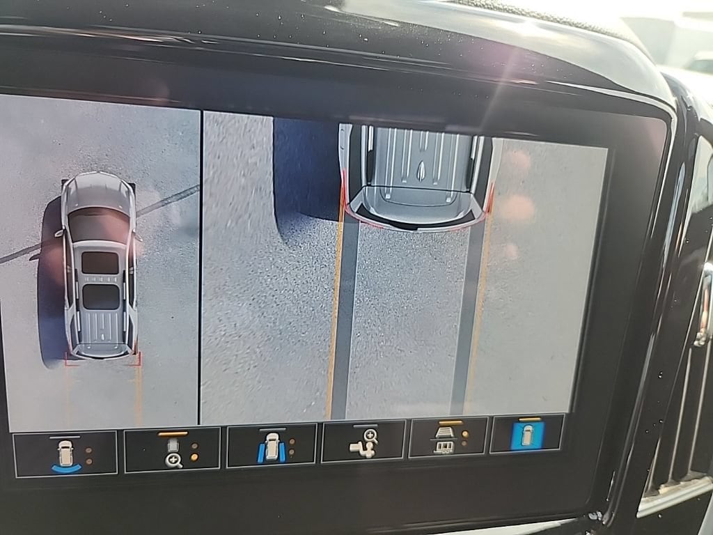 2023 Chevrolet Traverse Premier - Photo 25