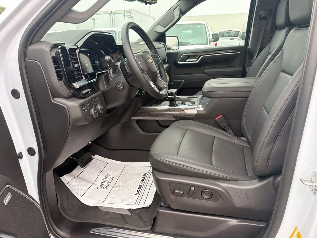 2026 Chevrolet Silverado 1500 LTZ - Photo 37