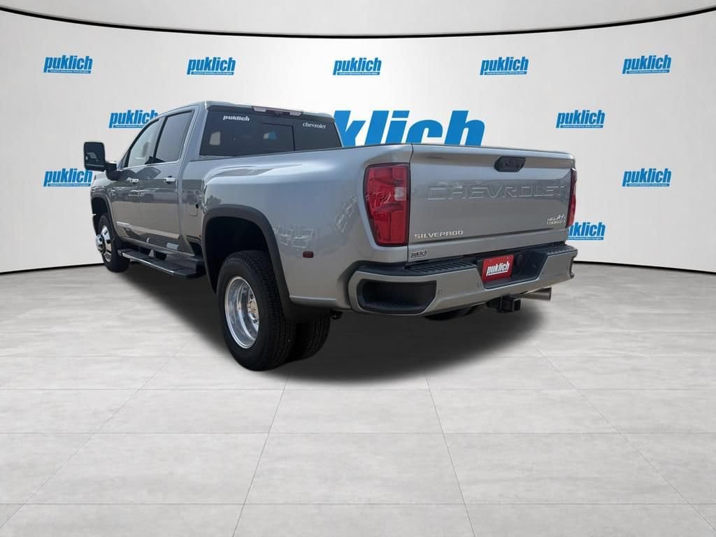 2026 Chevrolet Silverado 3500 HD High Country - Photo 4