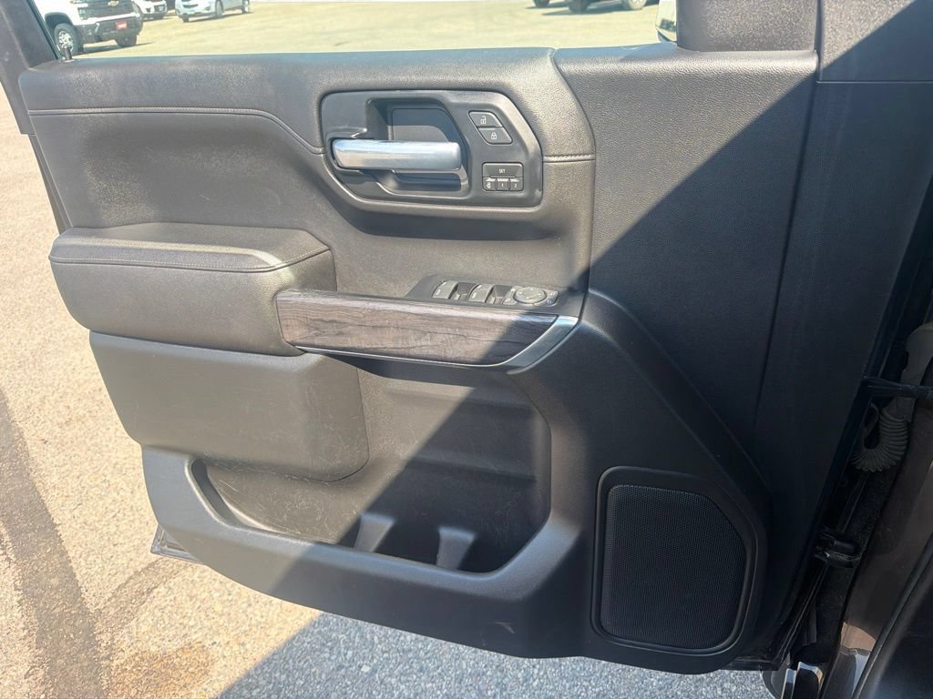 2019 Chevrolet Silverado 1500 LTZ - Photo 22