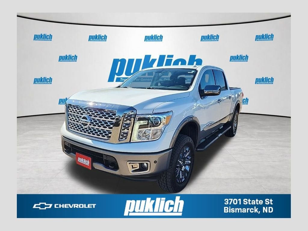 2019 Nissan Titan Platinum Reserve 4X4 Crew Cab's photo