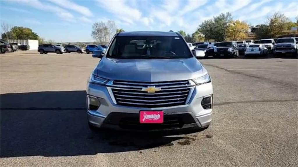 Used 2023 Chevrolet Traverse Premier SUV