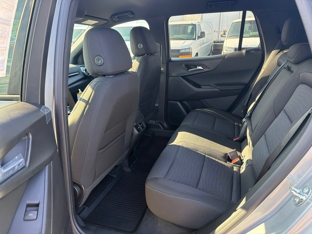 2027 Chevrolet Equinox LT - Photo 27