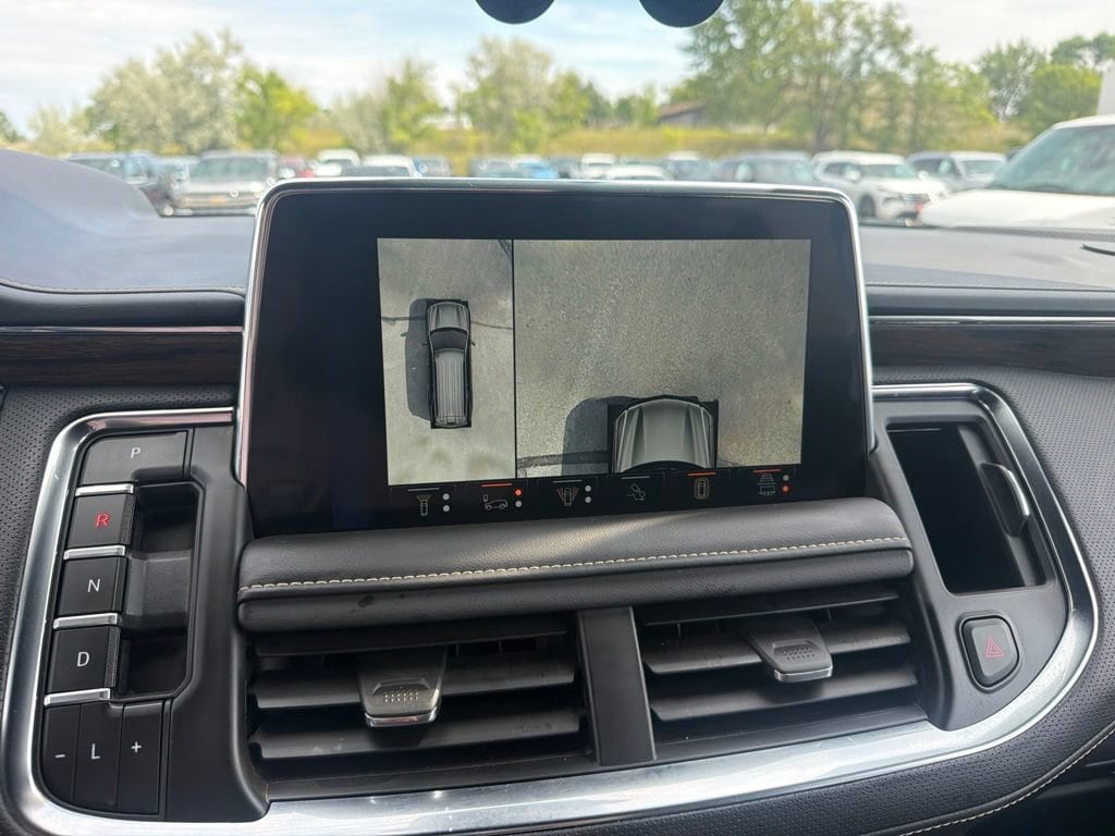 2023 Chevrolet Suburban Premier - Photo 20