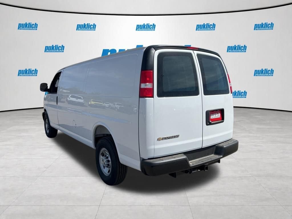 2026 Chevrolet Express Cargo Work Van - Photo 7