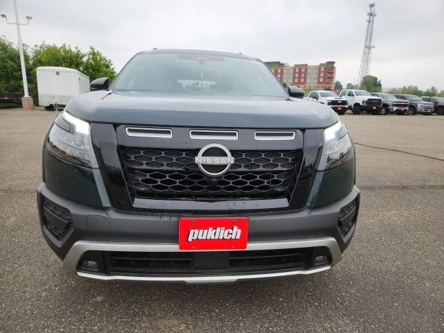 Used 2024 Nissan Pathfinder Rock Creek with VIN 5N1DR3BD8RC210104 for sale in Bismarck, ND