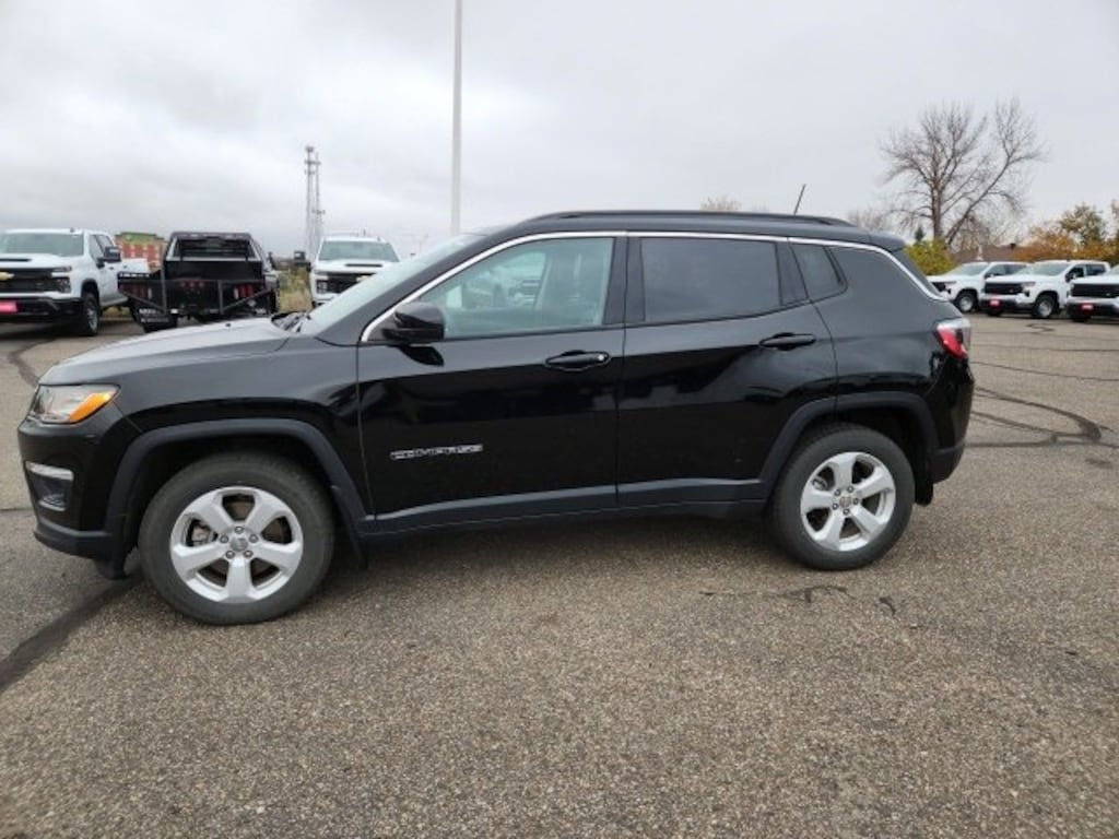 Used 2019 Jeep Compass Latitude 4x4 SUV