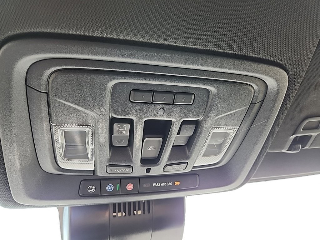 2026 Chevrolet Silverado 1500 High Country - Photo 17