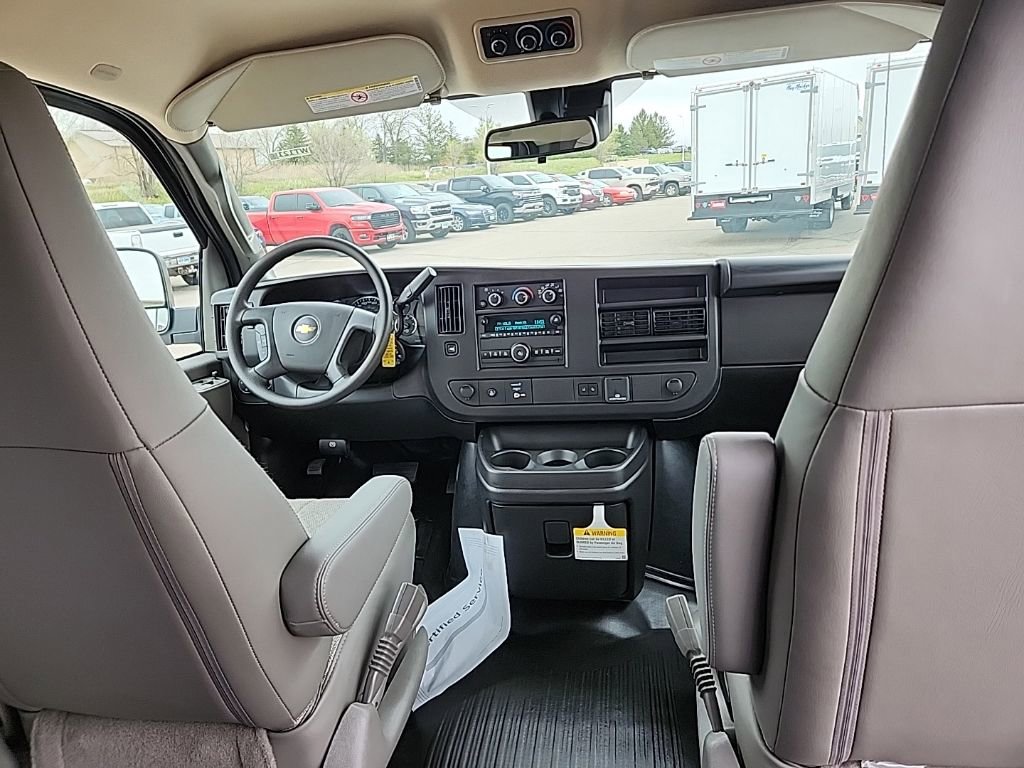 2026 Chevrolet Express Cargo Work Van - Photo 33
