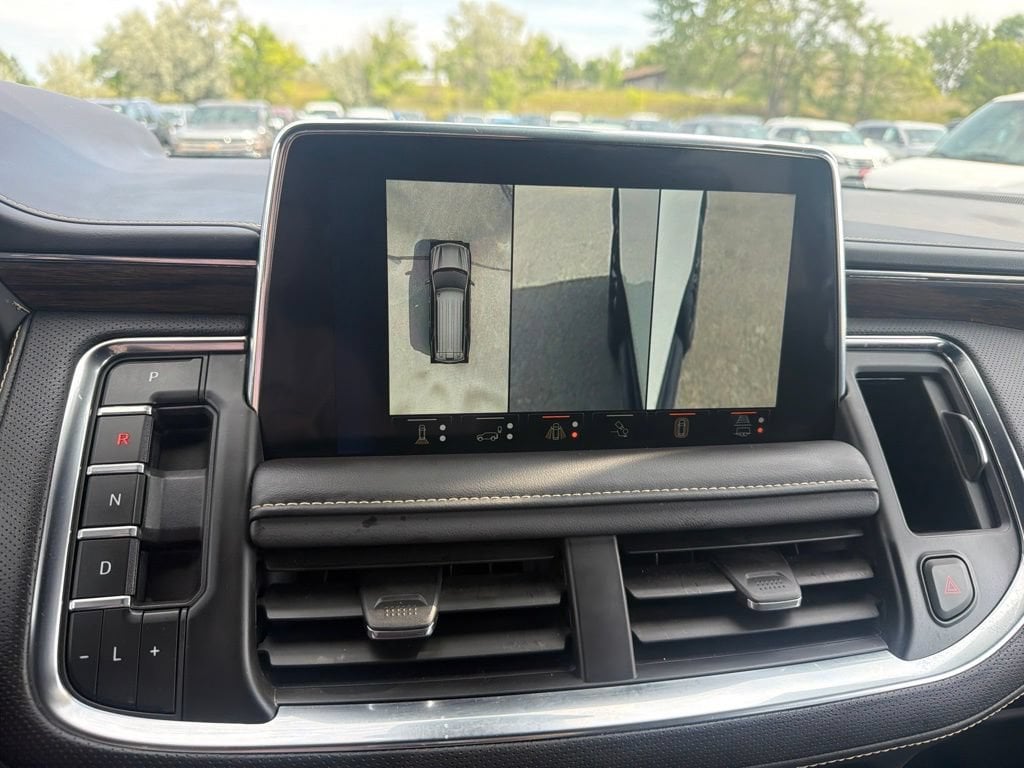 2023 Chevrolet Suburban Premier - Photo 22