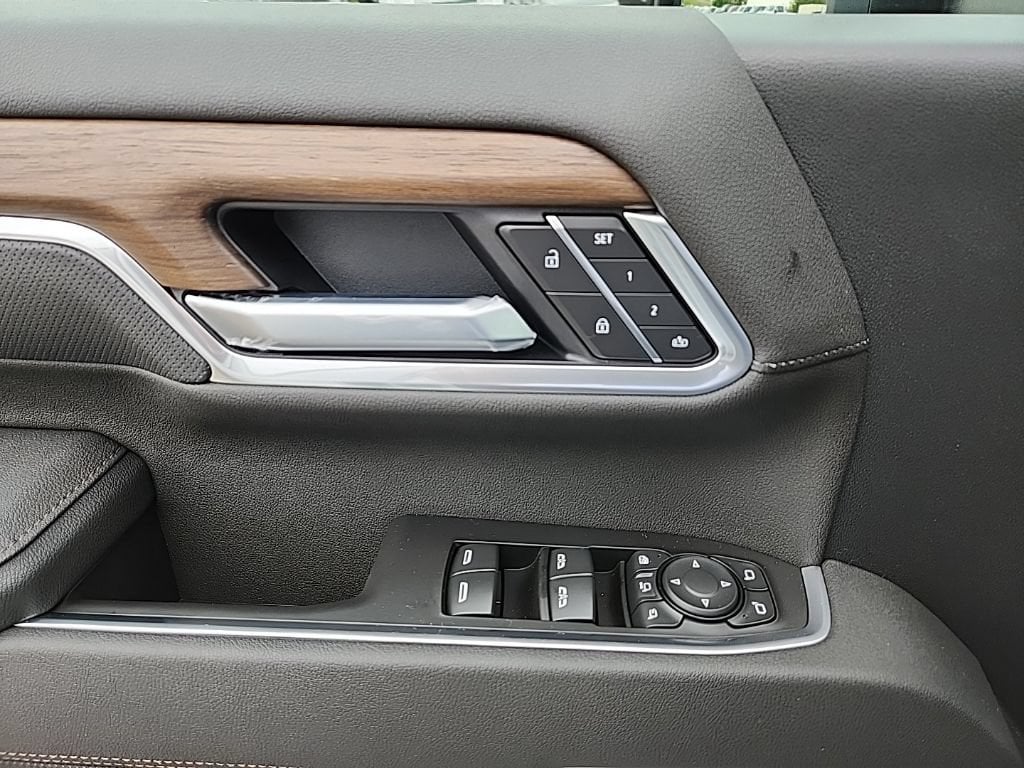 2026 Chevrolet Silverado 2500 HD High Country - Photo 41