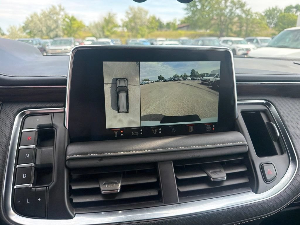 2023 Chevrolet Suburban Premier - Photo 19