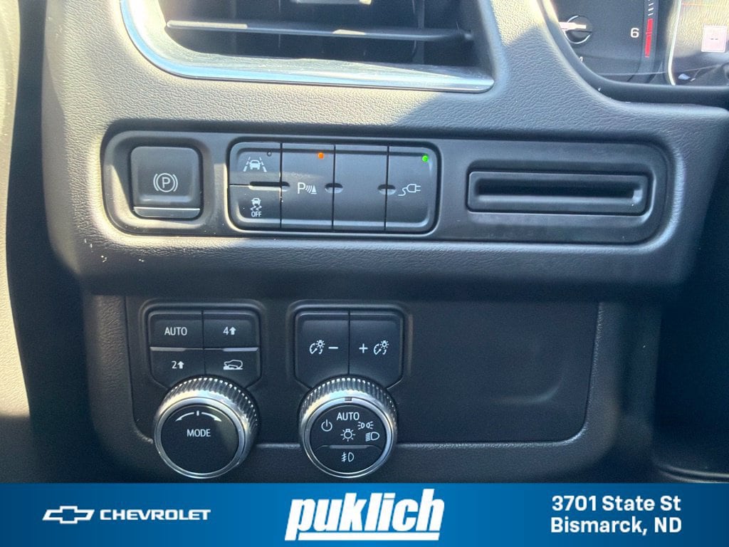 2021 GMC Yukon XL SLT - Photo 11