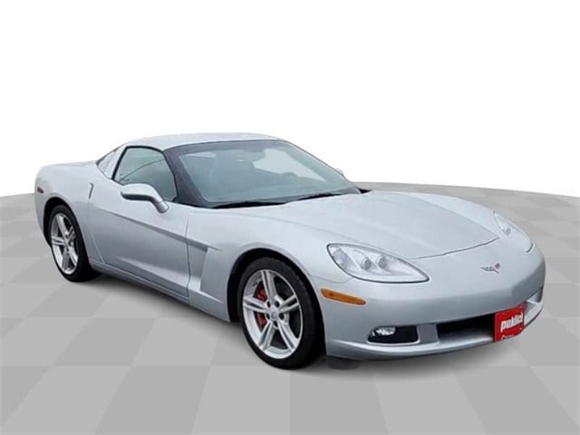 Used 2010 Chevrolet Corvette Base with VIN 1G1YG2DW1A5104986 for sale in Bismarck, ND