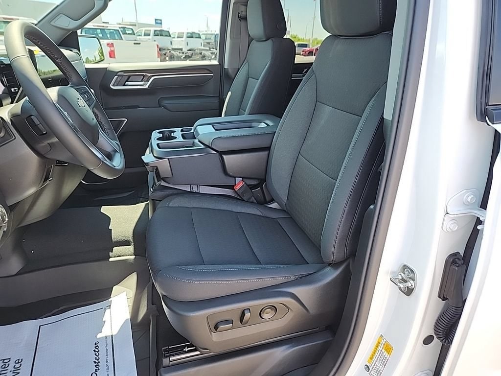 2026 Chevrolet Silverado 1500 LT - Photo 32