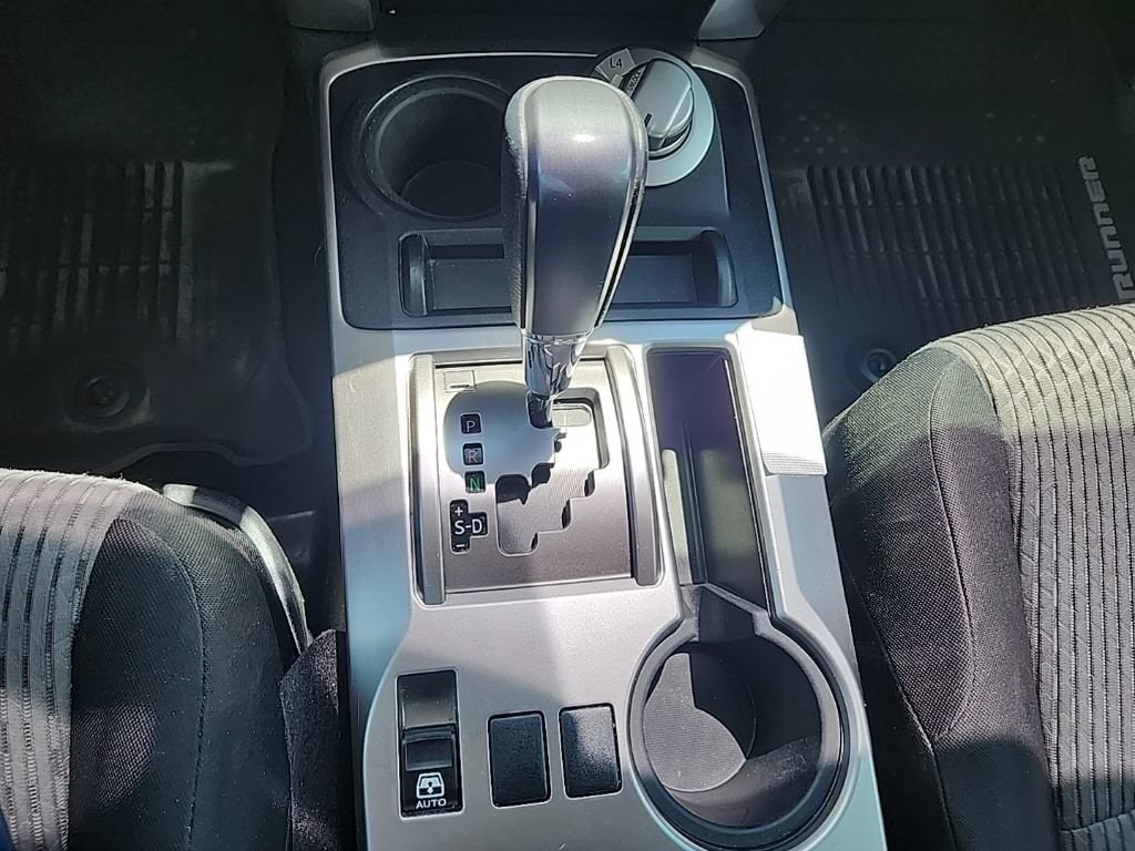 2019 Toyota 4Runner SR5 - Photo 24