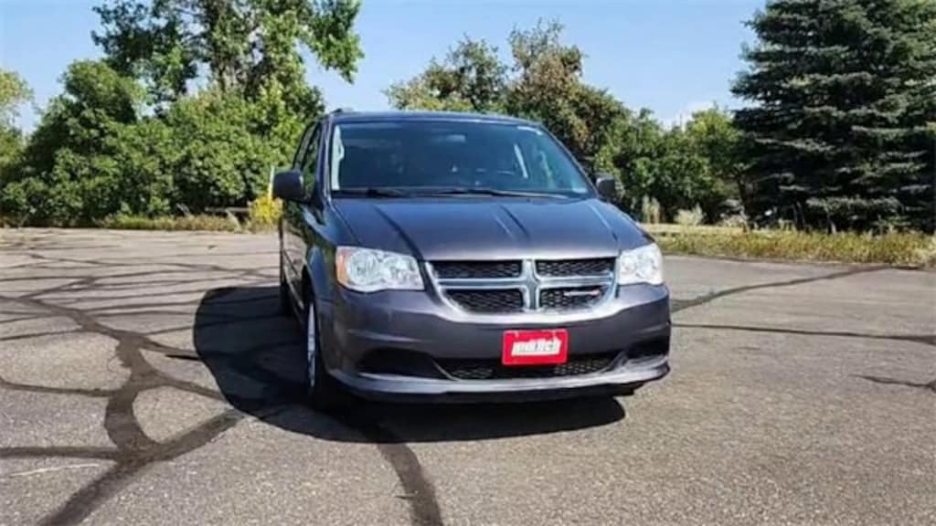 Used 2016 Dodge Grand Caravan SXT Minivan