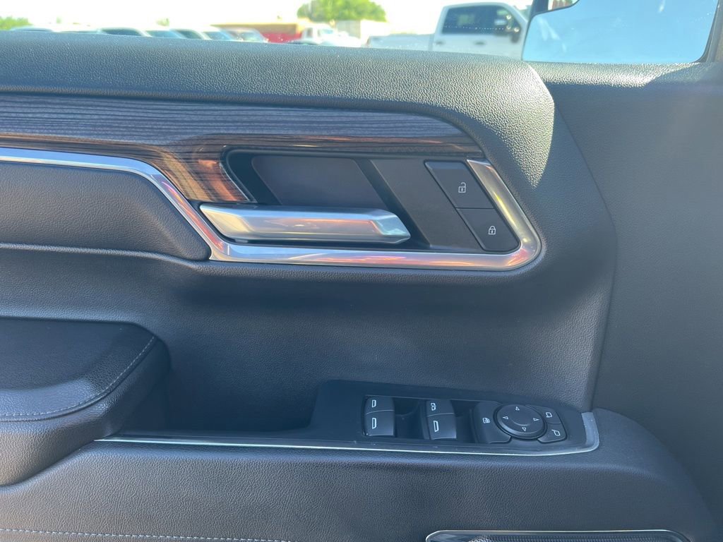 2023 Chevrolet Silverado 1500 LT - Photo 21
