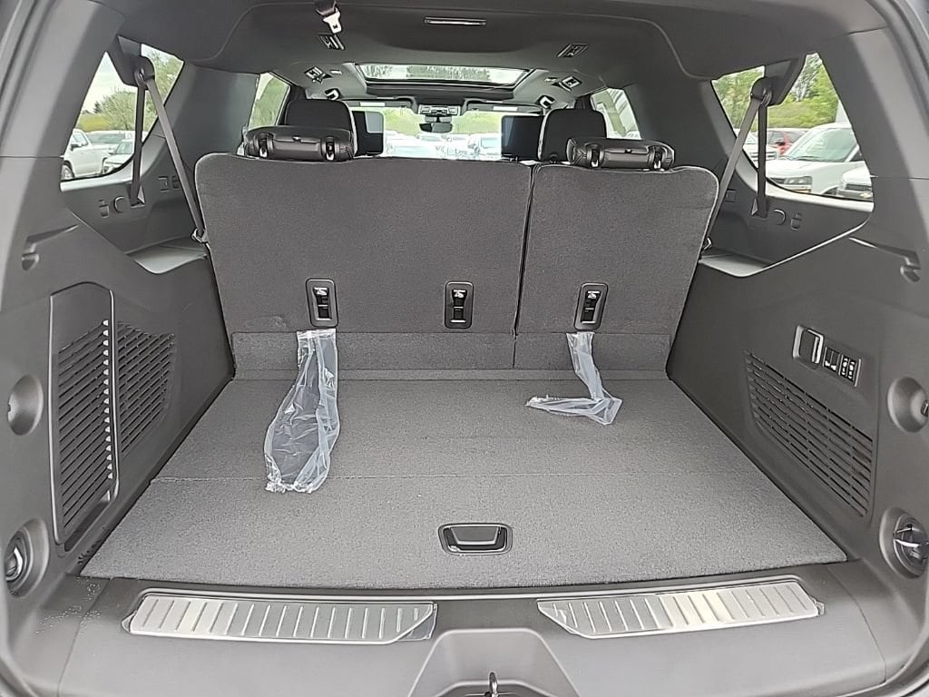 2026 Chevrolet Suburban High Country - Photo 54