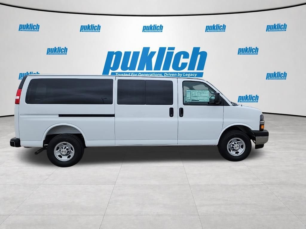 2026 Chevrolet Express Cargo Work Van - Photo 8