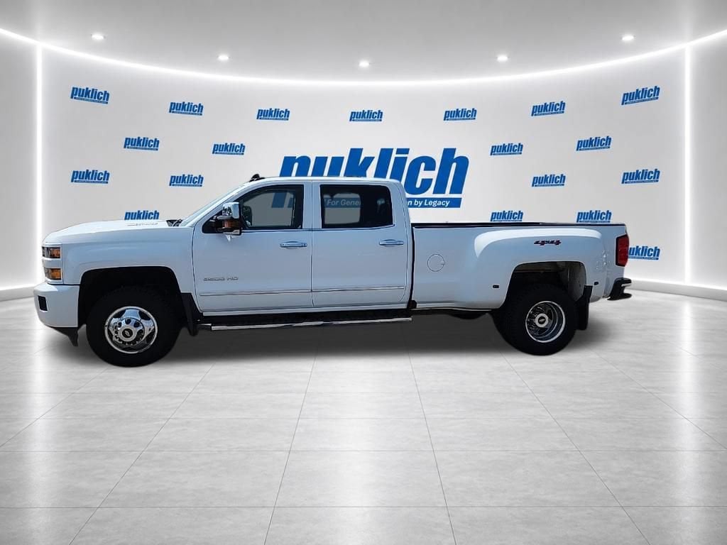2018 Chevrolet Silverado 3500HD LTZ - Photo 2