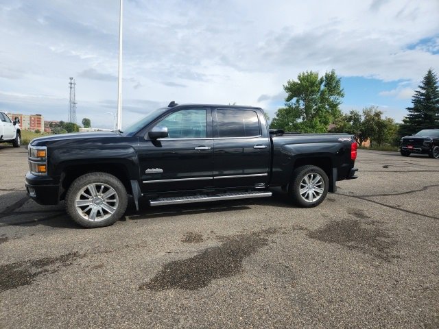 2015 Chevrolet Silverado 1500 High Country photo 4