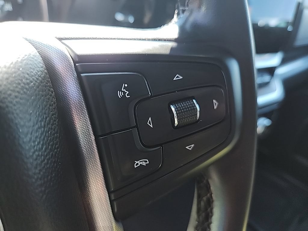 2023 GMC Sierra 1500 SLT - Photo 11